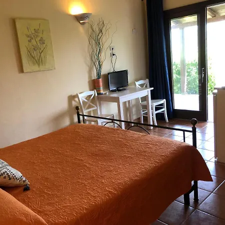 Campesi Casale Tra Le Vigne Vakantieboerderij Aglientu