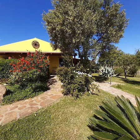 Campesi Casale Tra Le Vigne Vakantieboerderij Aglientu