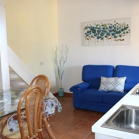 Alloggio per agriturismo Campesi Casale Tra Le Vigne *