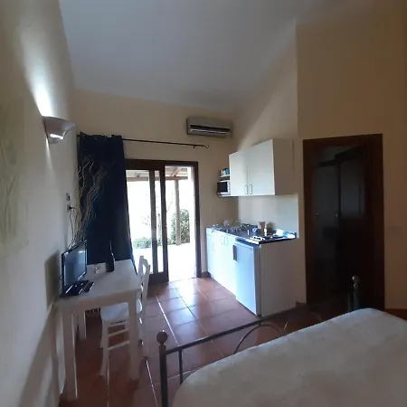 Alloggio per agriturismo Campesi Casale Tra Le Vigne *